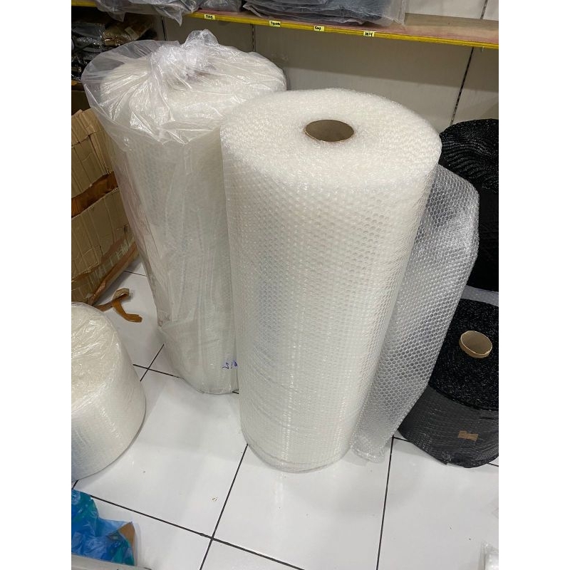 

[PENGIRIMAN LUAR MAKASSAR] BUBBLE WRAP EKONOMIS 90 CM X 50 M HITAM BENING MAKASSAR PLASTIK BUBBLE