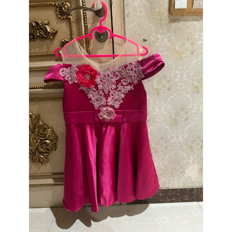 preloved dress pesta anak party dress anak fuschia payet