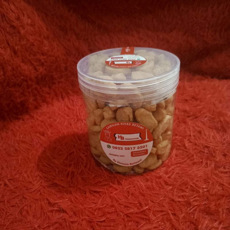 

camilan khas Betawi , kue biji ketapang, toples 500ml berat 300gr