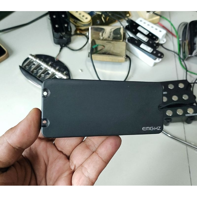 PICKUP BASS EMG MM5 HZ Passive MusicMan 5 String Bass Pickup - black