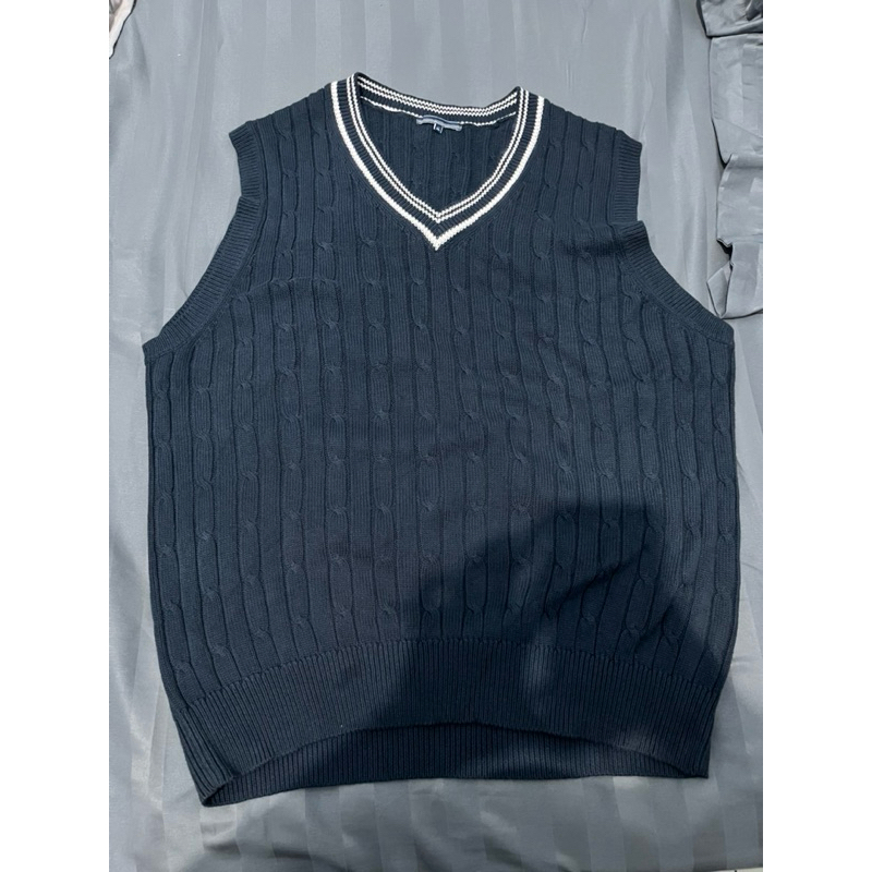 (Preloved) Vest Uniqlo Navy XL