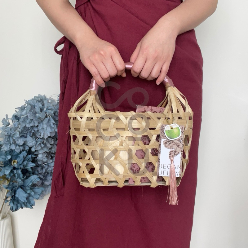 

HAMPERS CHINESE NEW YEAR DEGAN JELLY BY COCOKU!