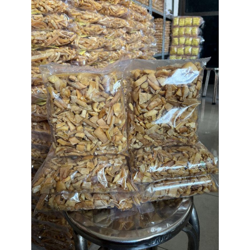 

krecek Rambak afkiran Super / printilan krupuk kulit sapi 1kg 2pcs (1000gr)