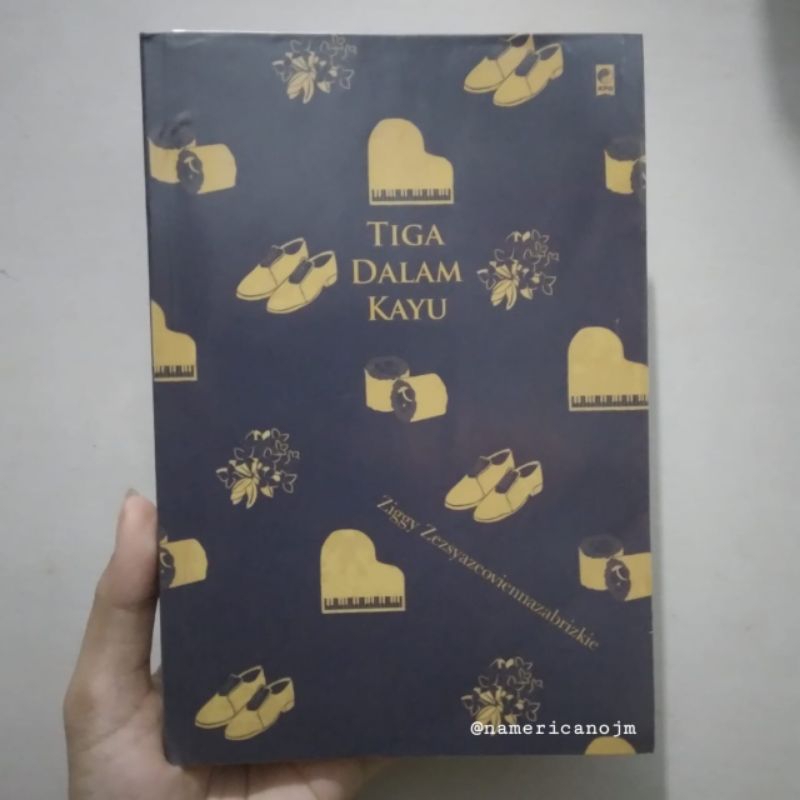 Preloved Novel Ziggy Tiga Dalam Kayu (GANTI KE J&T)