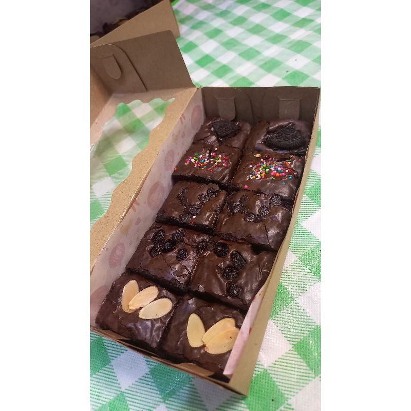 

fudgy brownies mix 5 topping small