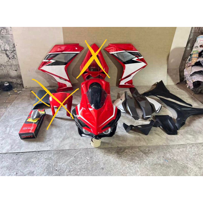 Paket Fairing depan plus cover tangki dan cover samping model cbr 250rr