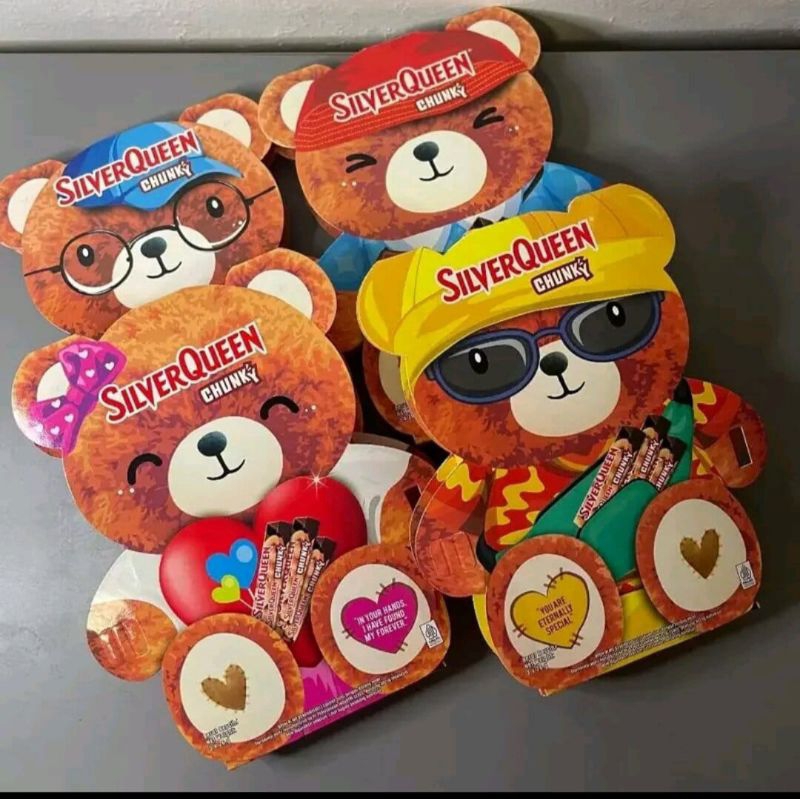 

SilverQueen Edisi Valentine Chocolate Cashew 3x26gr