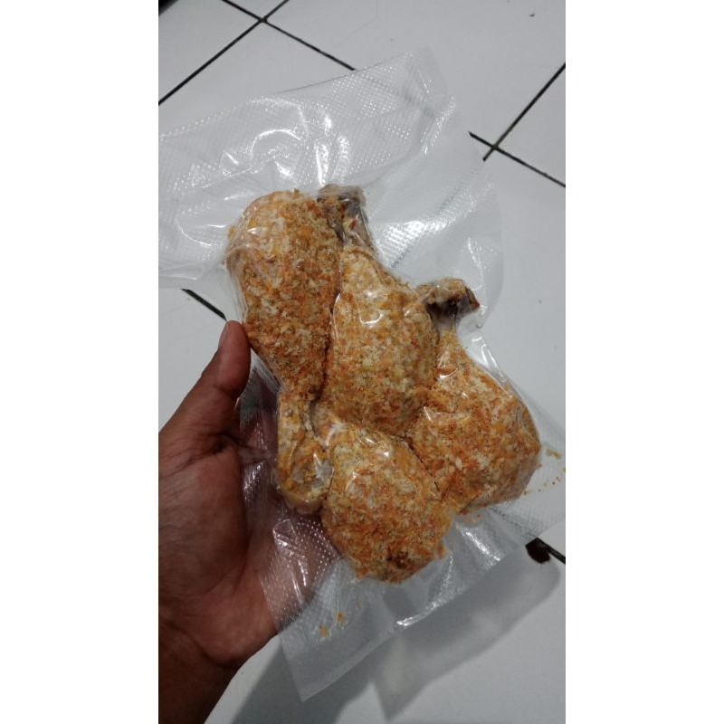 

Citul Mama Ucen Isi Ayam Suwir