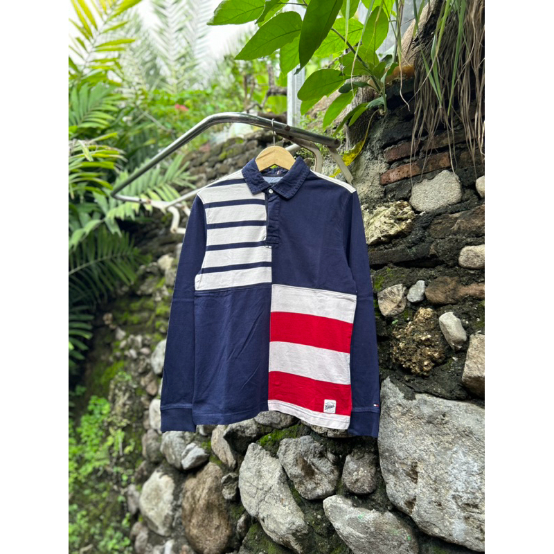 

Tommy Color Block