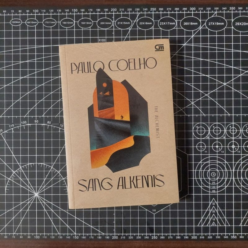 (Original, Segel) Novel The Alchemist (Sang Alkemis) - Paulo Coelho (Gramedia GPU)