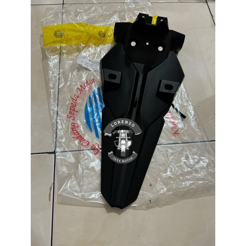 SPAKBOR SAYAP BELAKANG VARIO 150 2018 VARIO 125 2023