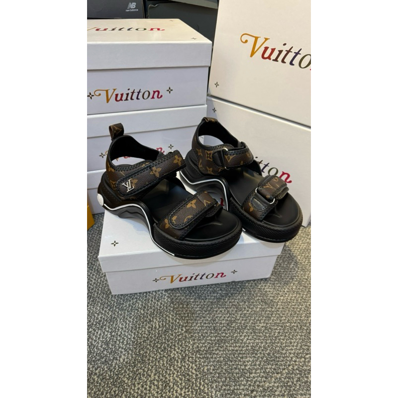 sandal premium LV Vuitton