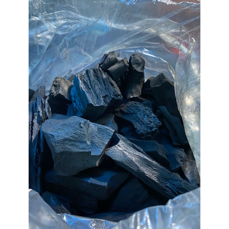 ARANG KAYU ASEM,1 kg untuk sate,rumah tangga,bakaran dll ,termurah