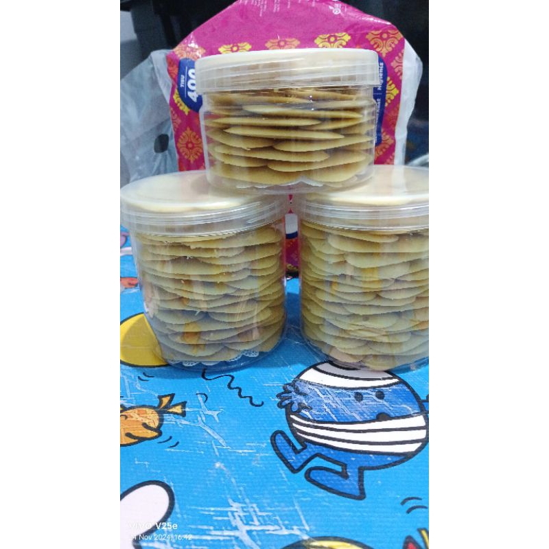 

kue lidah kucing , kue kering