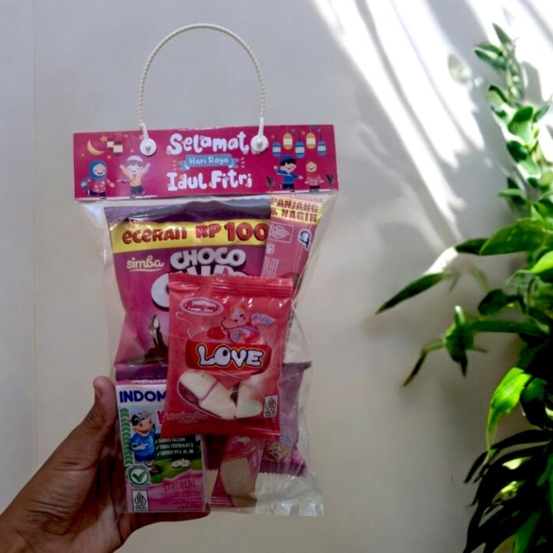 

PAKET SNACK PINK / BINGKISAN ULTAH ANAK LEBARAN KHITAN CHRISMAS GIFT