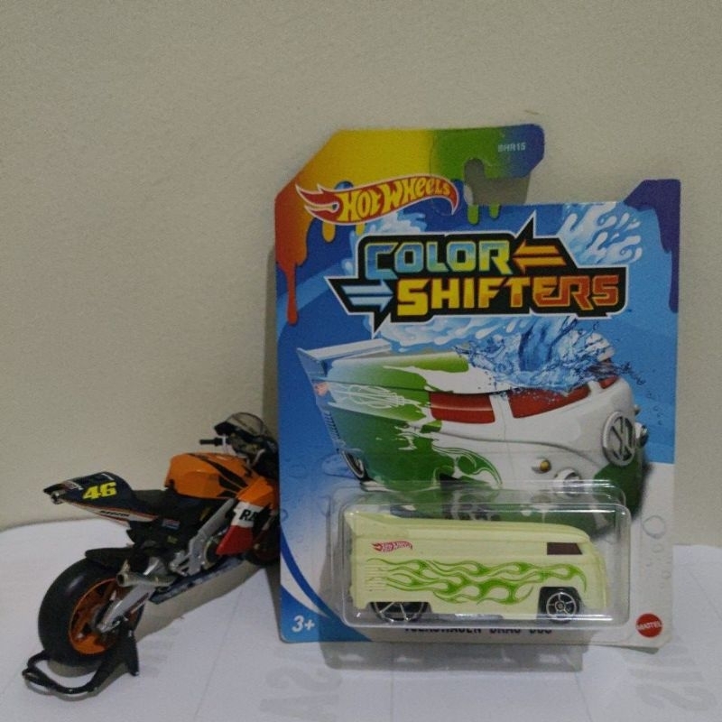 Drag Bus Color Shifters