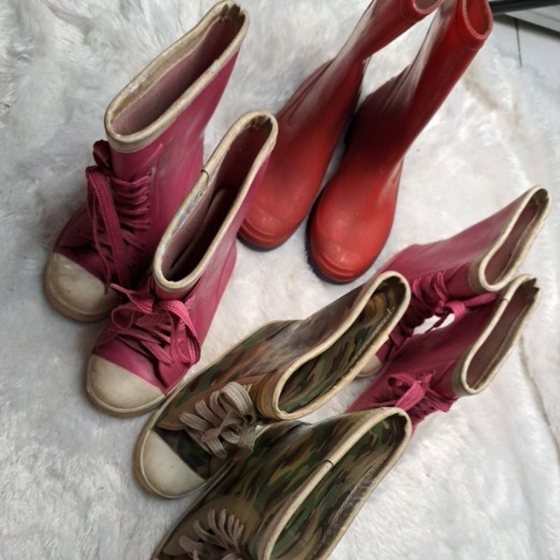 Sepatu boots jelly/ sepatu boots/ preloved sepatu boots/ sepatu booth second
