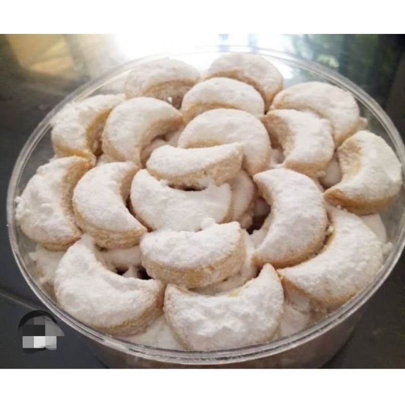 

Kue Putri Salju