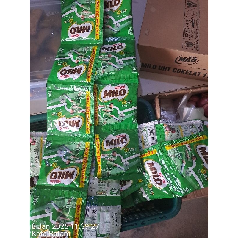 

milo saset rentengan 10 free 1 22 gr