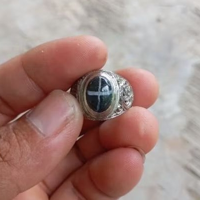 Natural cincin tapak jalak badar besi garis tembus senter