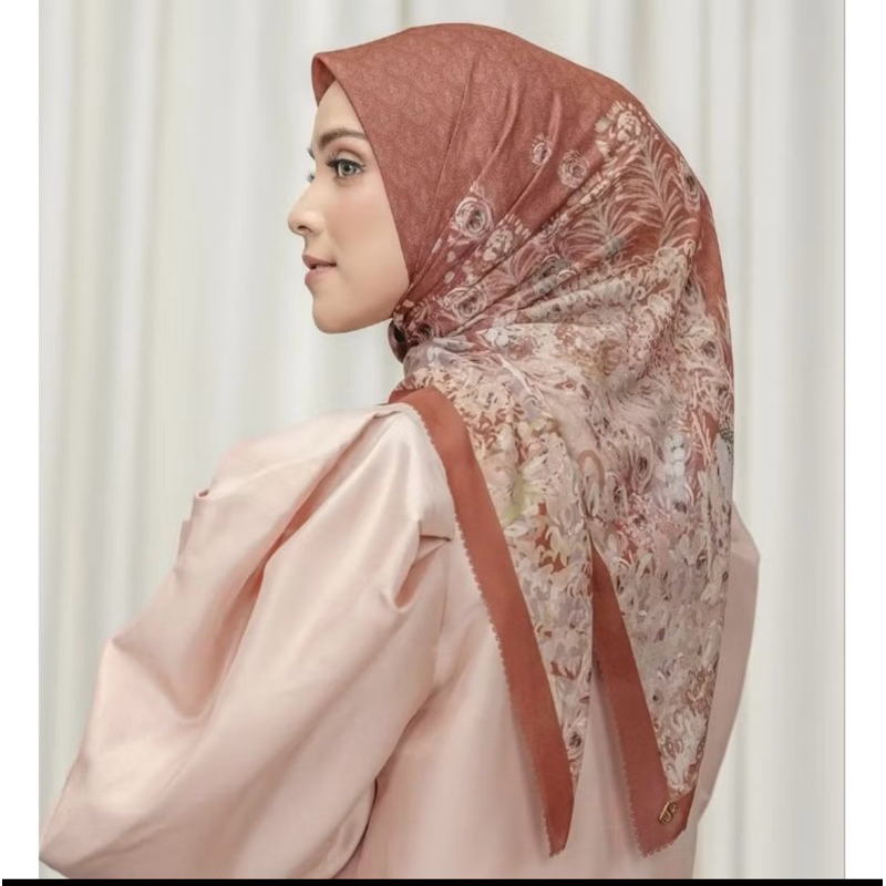 Buttonscarves The Edera 2 Brick  split payment