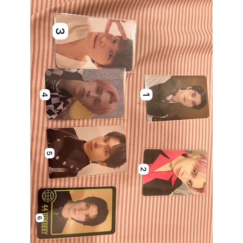 HENDERY official photocard