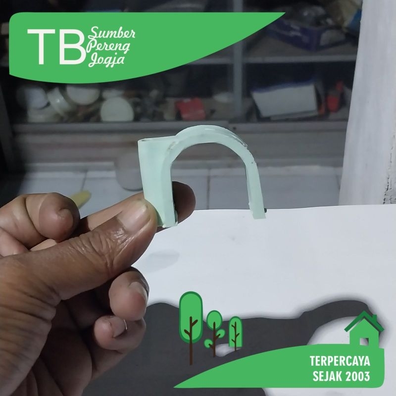 Klem Pipa Paralon Plastik 1"