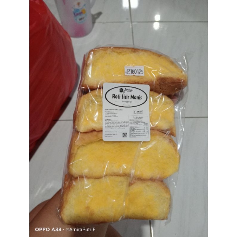 

Roti Pinggiran Sisir Mentega Manis Isi 12