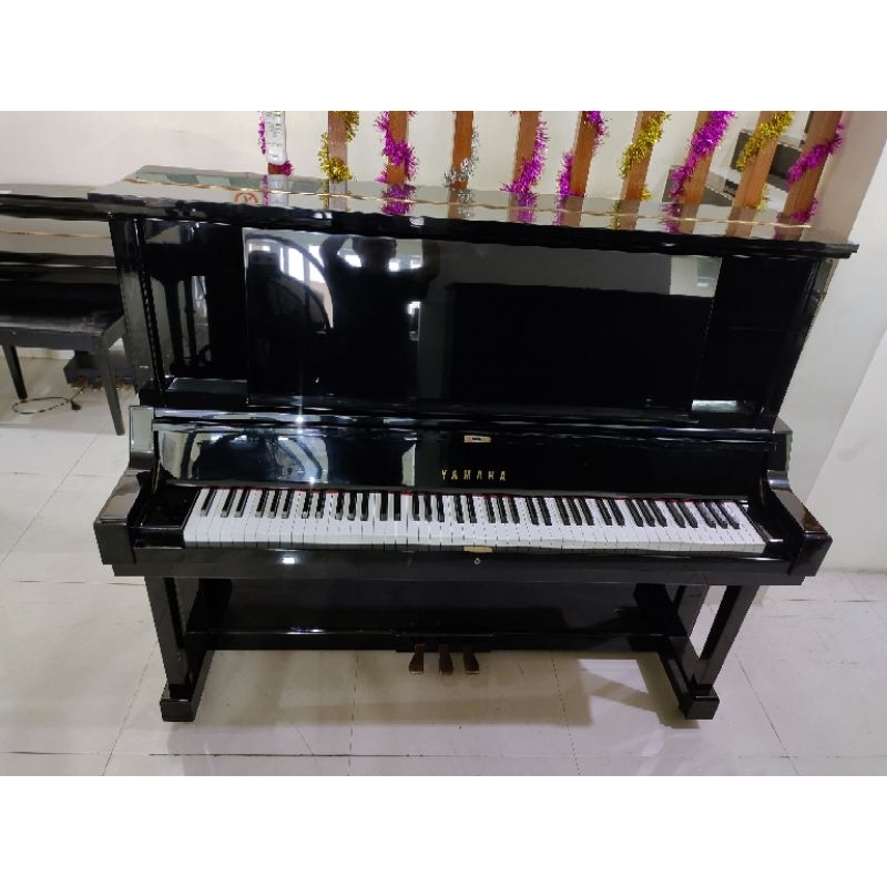 Piano Yamaha YUA Seri Gold Pleate