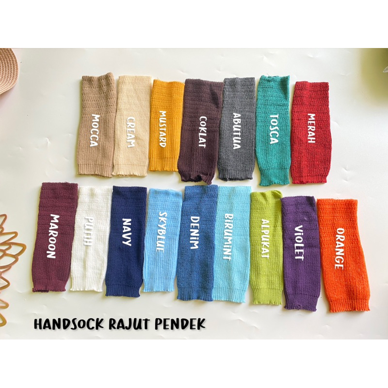Handsock rajut pendek / Manset Tangan Jempol Wanita