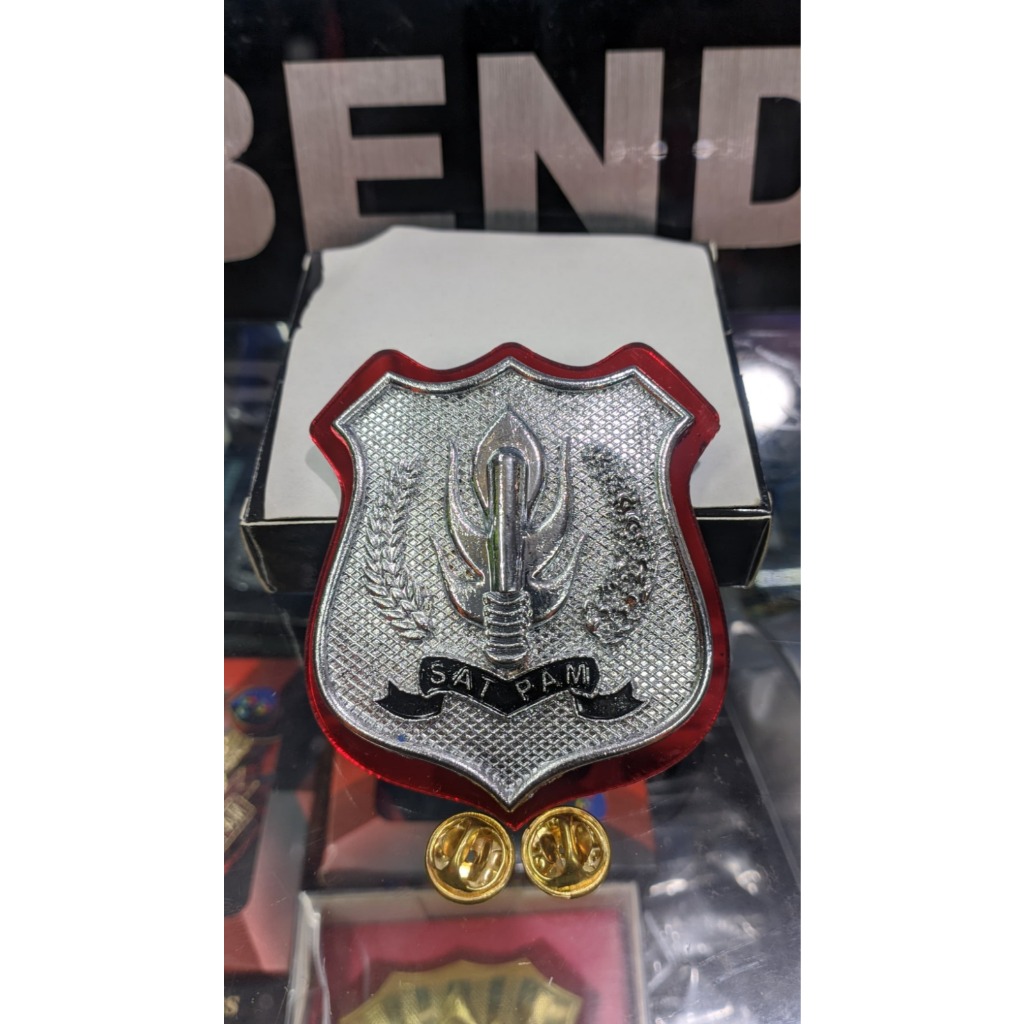 PIN KEWENANGAN MIRROR MIKA LOGO SATPAM SECURITY