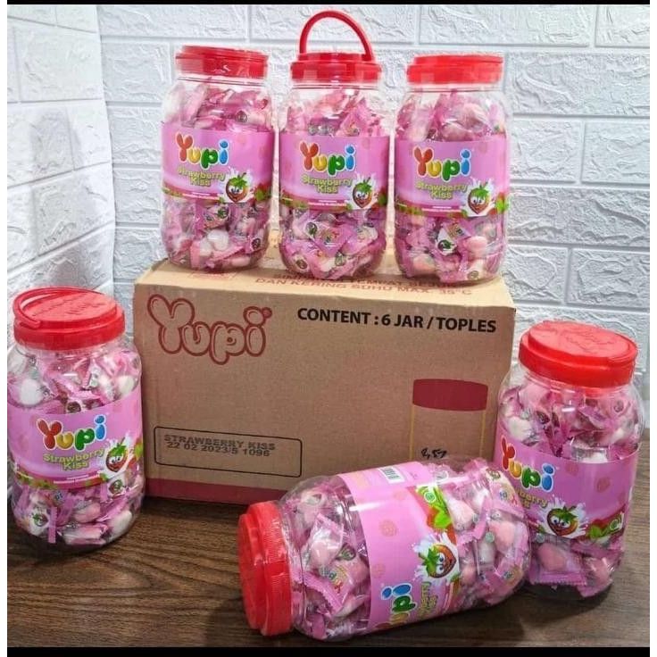 

YUPI TOPLES STRAWBERRY KISS