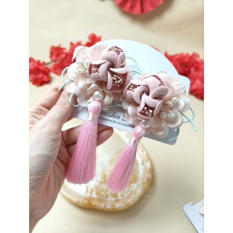 Mimori tasel jepit rambut