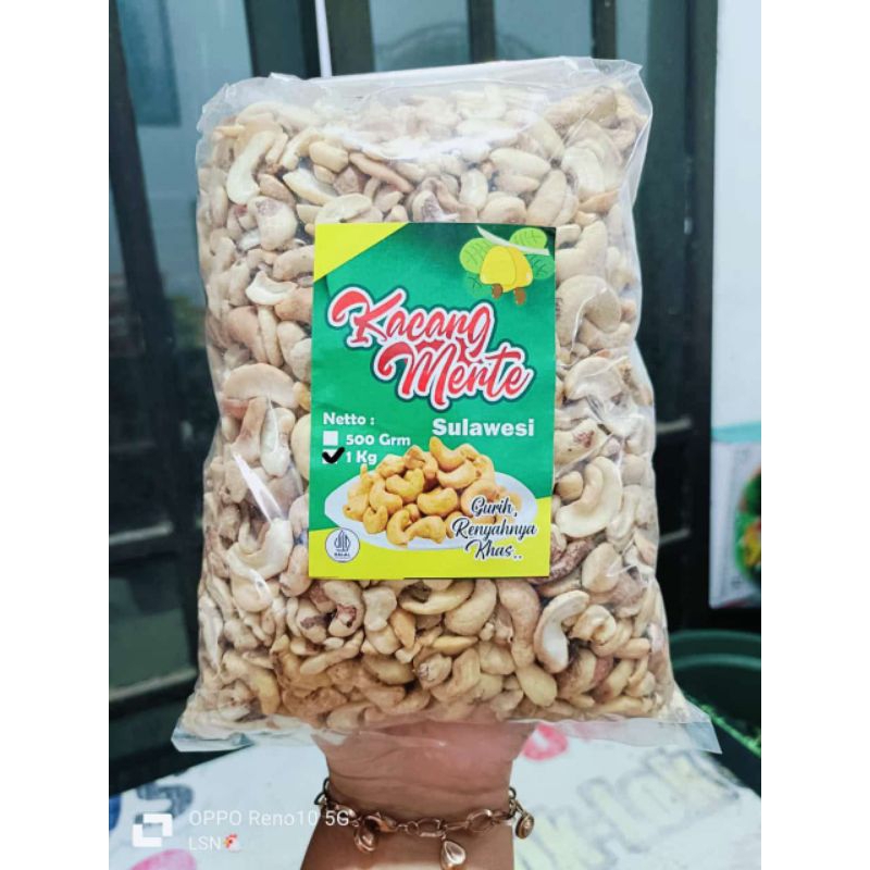 

kacang mente / mede mentah pecah sulawesi berat 1000 gram termurah