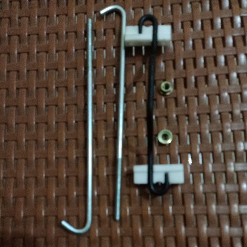 Baut pegangan accu/aki mobil avanza xenia rush terios