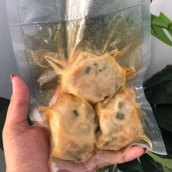 

TAHU MEDES VARIAN ISI AYAM PEDES,BAKSO PEDES (KHUSUS JAWA TIMUR)