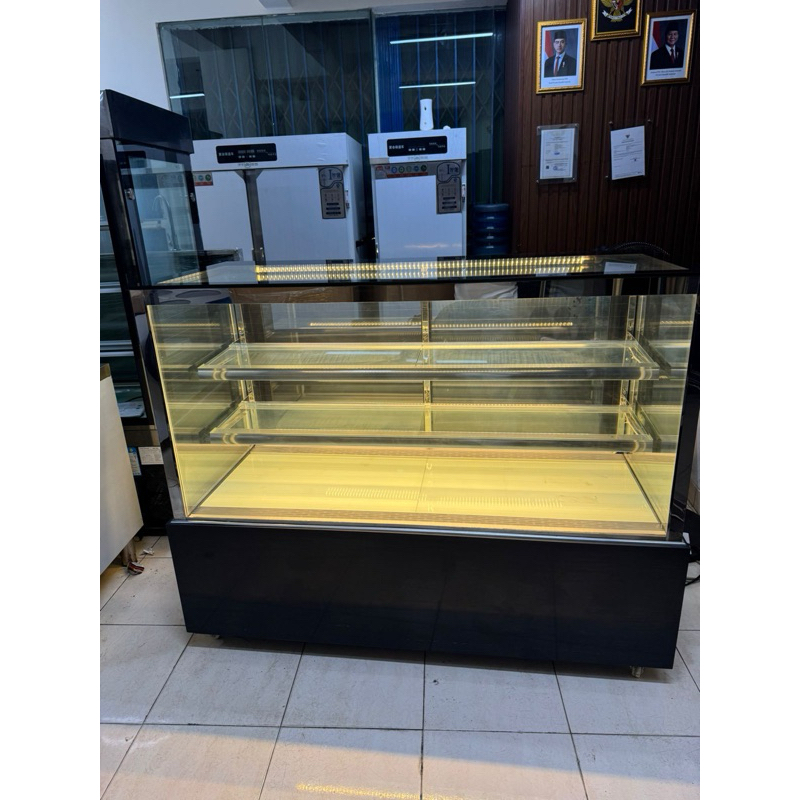 chiller cake showcase display ukuran 150cm