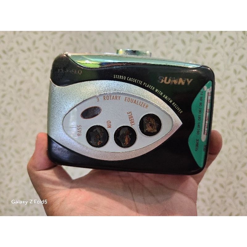 walkman tape radio cassette player Sunny