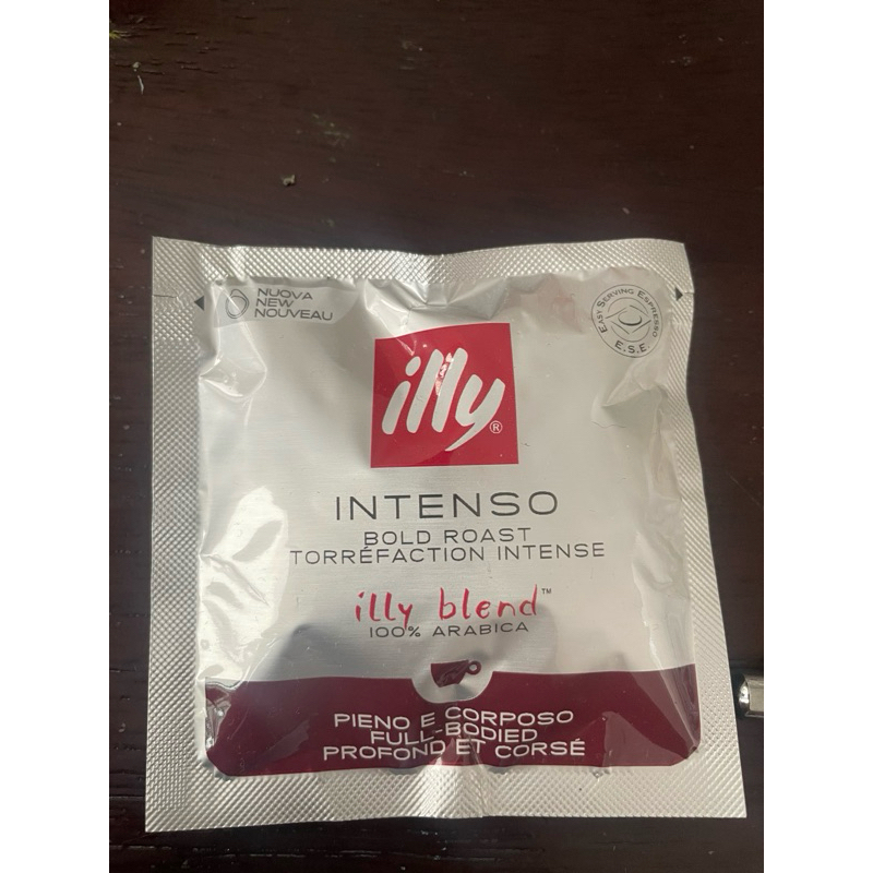 

Illy Pods Coffee Intenso Roast Satuan 7.3 G