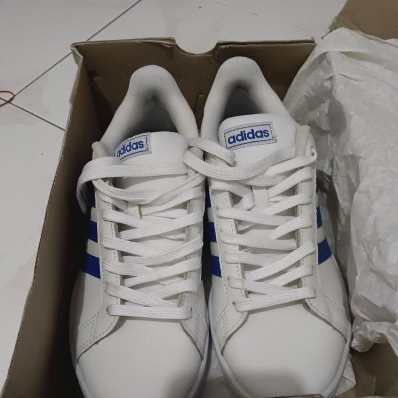 Adidas grand court original