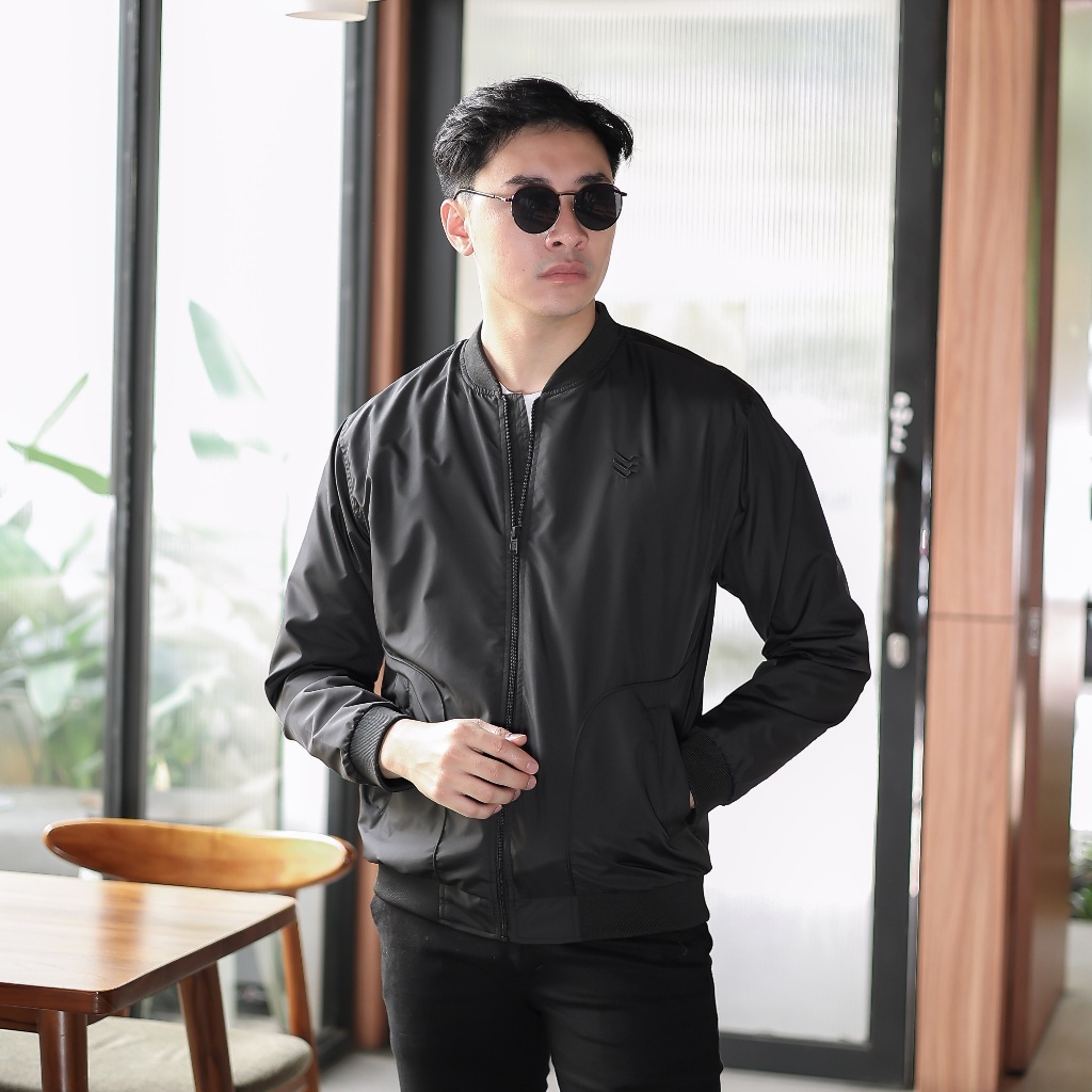 Libra Jaket Bomber Pria Aero Black