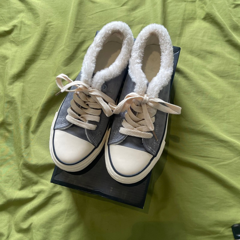 Shoopen Sepatu Sneakers Korea 100% ORI