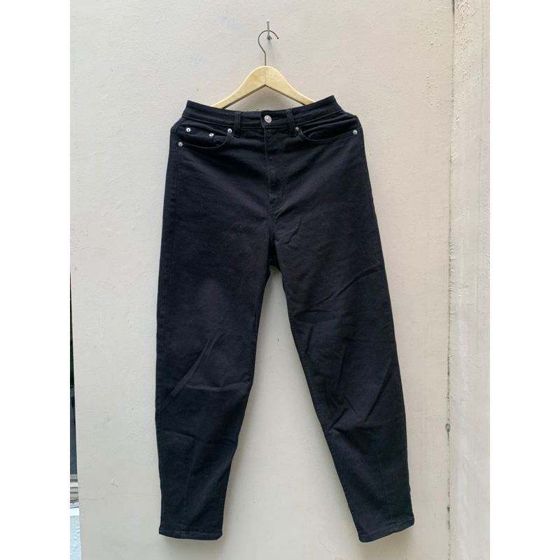 celana jeans hnm hitam size fit 29/30 panjang second bekas preloved thrift murah
