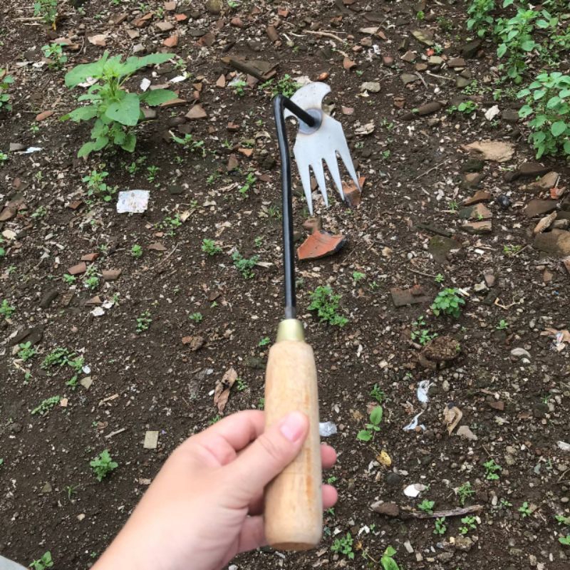 GARUK PEMBERSIH RUMPUT PEMOTONG RUMPUT GARUK UBUR UBUR GAGANG KAYU / GARUK RUMPUT UBUR UBUR / KORET 