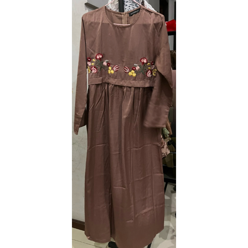 Preloved dress GONEGANI