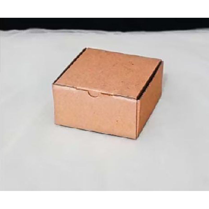 

pisaupond kardus diecut custom 3 ukuran,..UK 25x14x6,UK 25x16x8,uk10x10x5