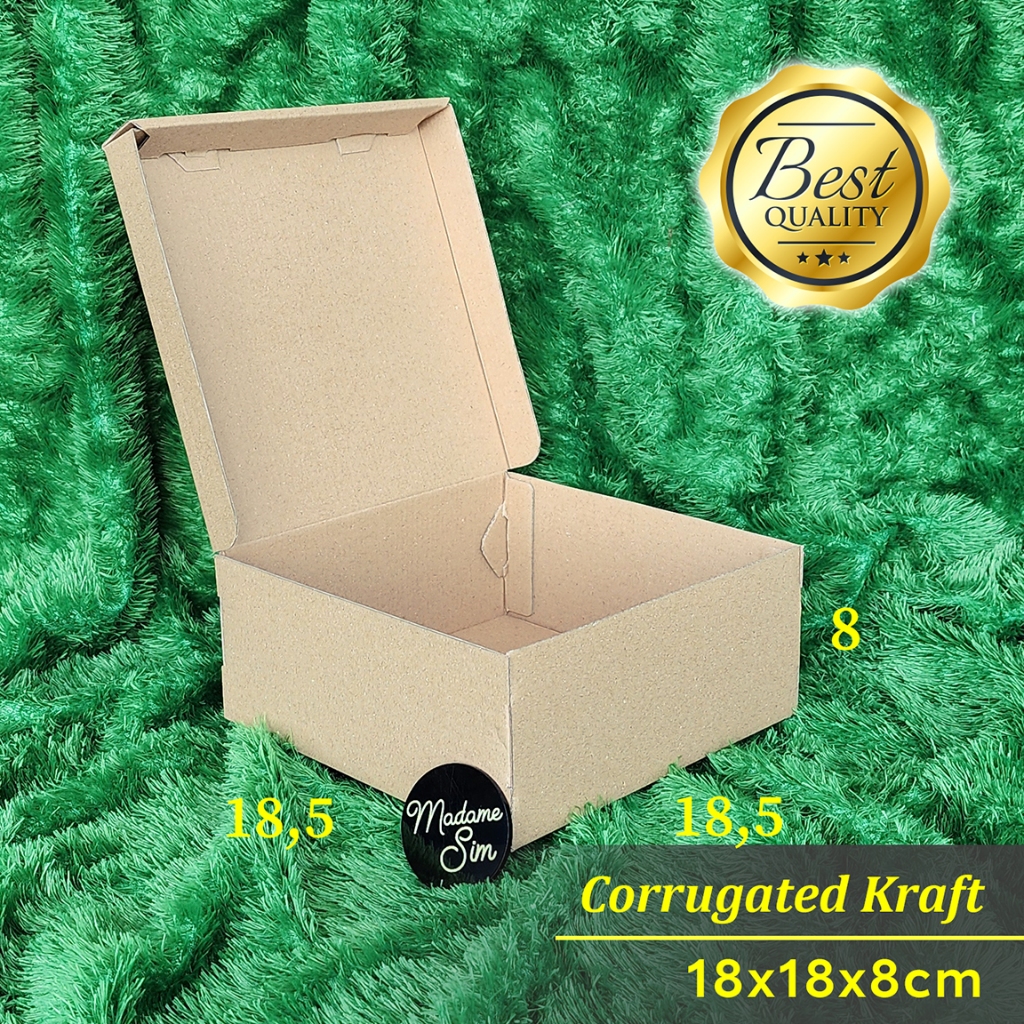 

KOTAK KUE - CAKE BOX - DUS BOLU 18x18x8 (ISI : 10 PCS)