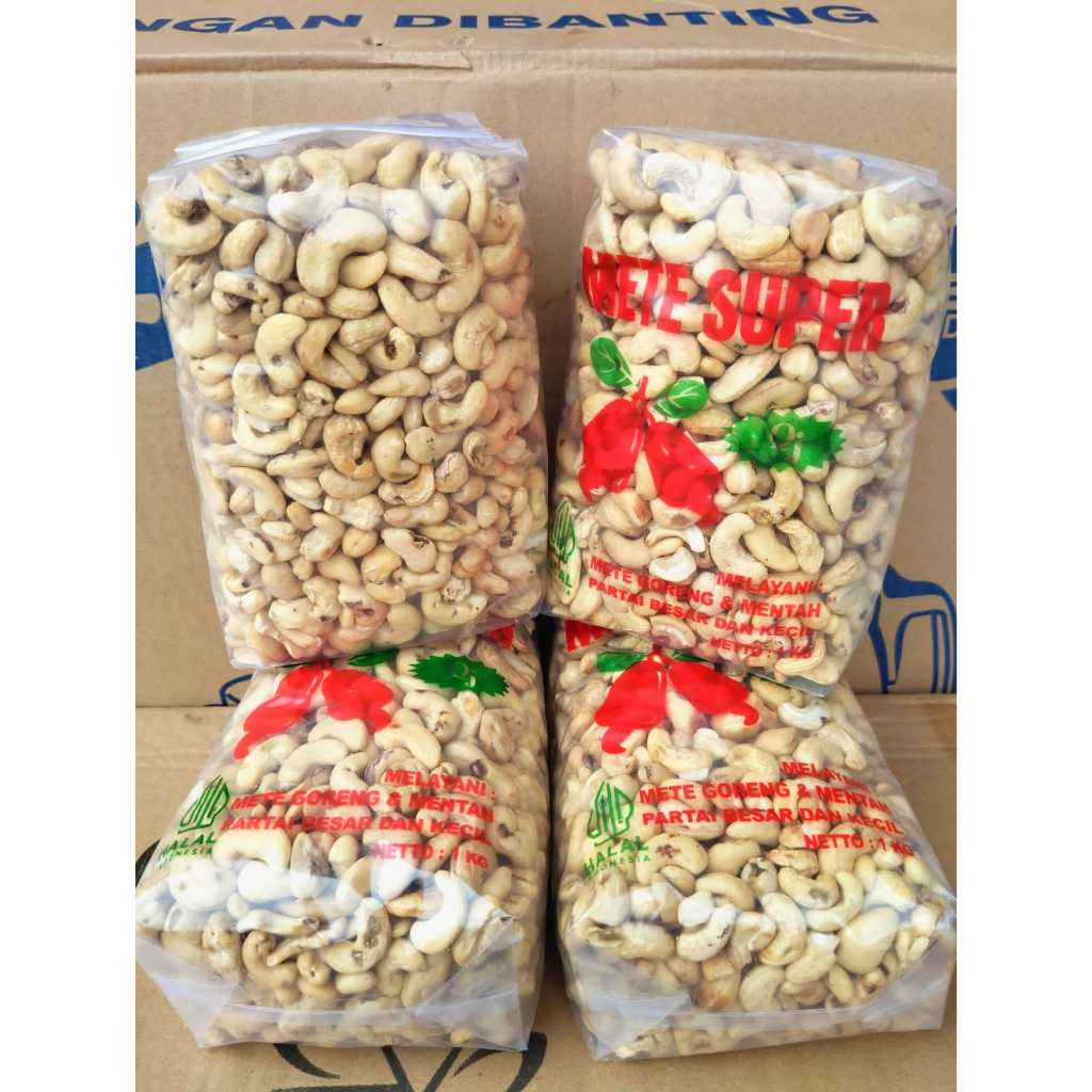 

Kacang Mete / Mede Super Mete Mentah Wonogiri 1Kg
