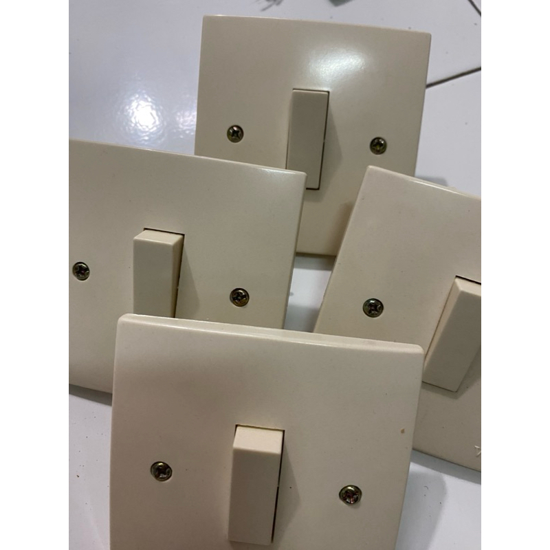 VYBA NCE-112 Saklar Engkel Sakra Lampu Single 1 Way