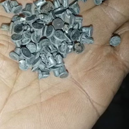 paku Keling dandang bahan kawat besi.